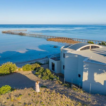 Cliff House Beachfront Villas Moonta Exterior photo