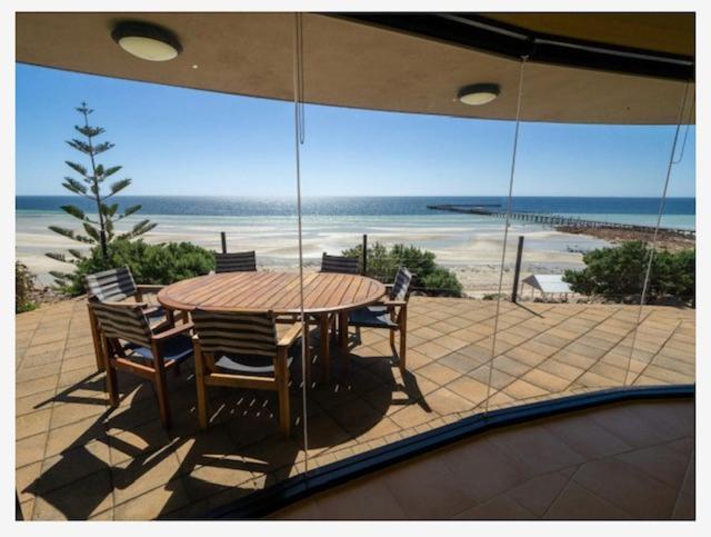 Cliff House Beachfront Villas Moonta Exterior photo